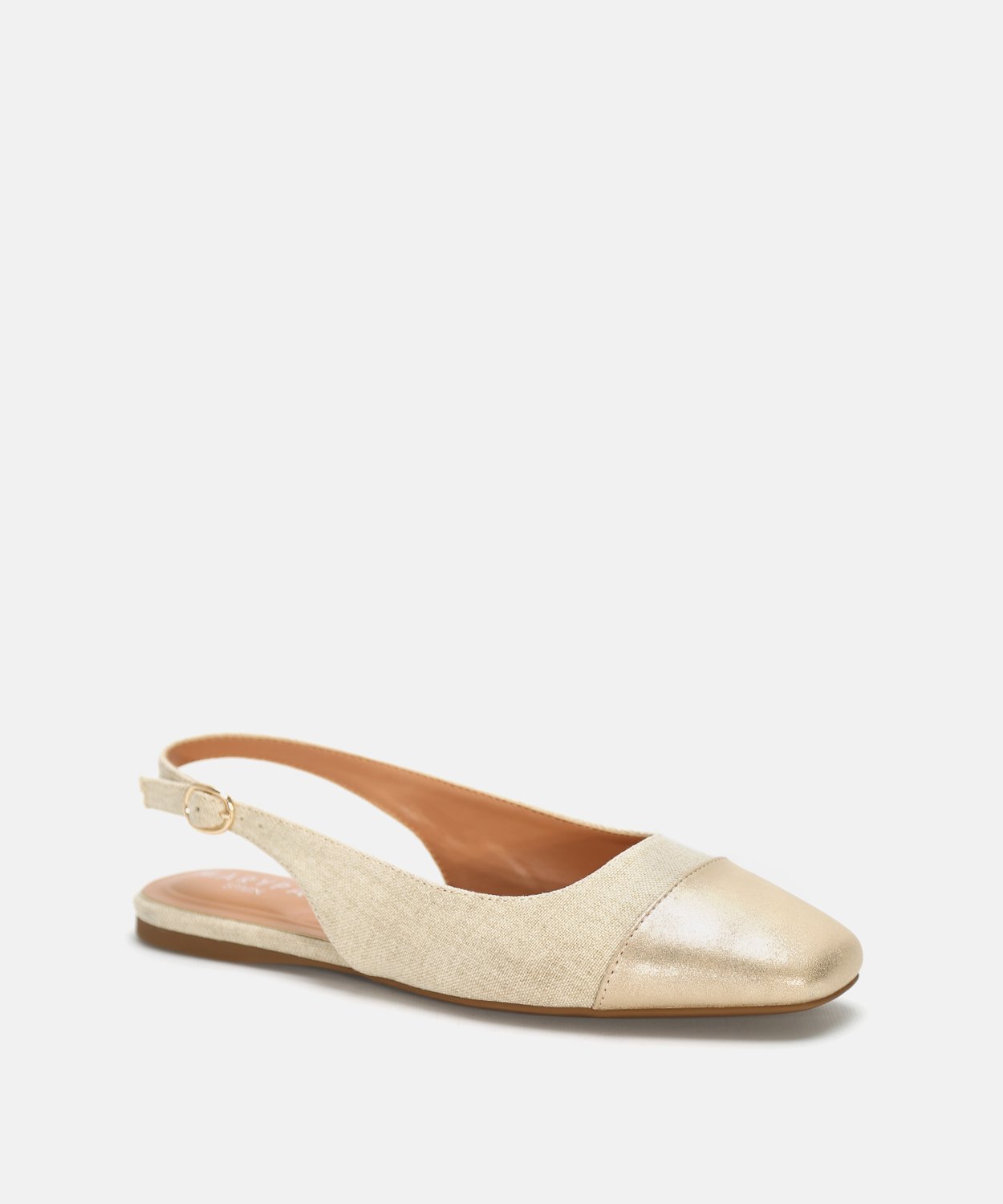 Sapato aberto atr&aacute;s em contraste